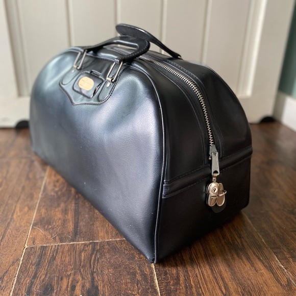 Vintage Leather Bag - Picture 3 of 10